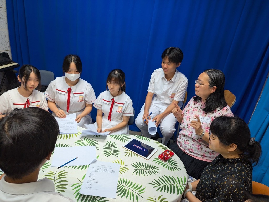 560895782_10161044433607100_9090234683590898466_n